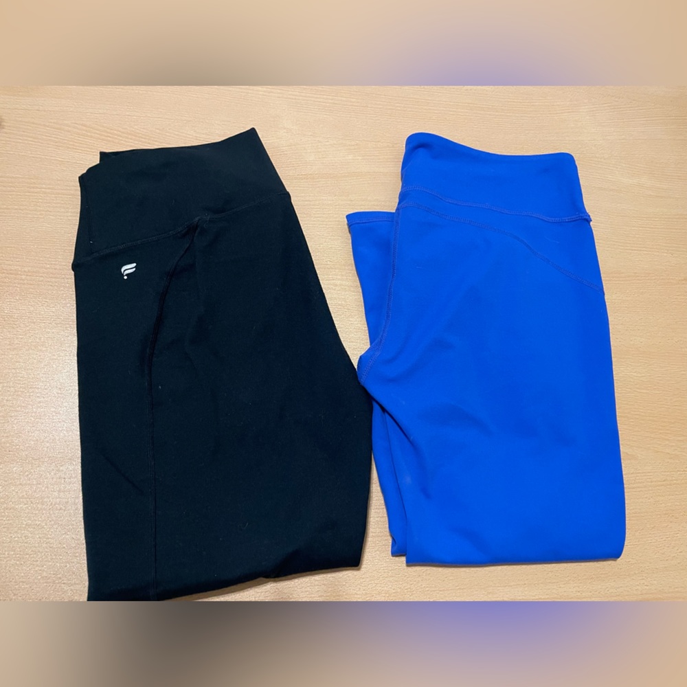 Fabletics lot of leggings. No tags but fit me at size medium